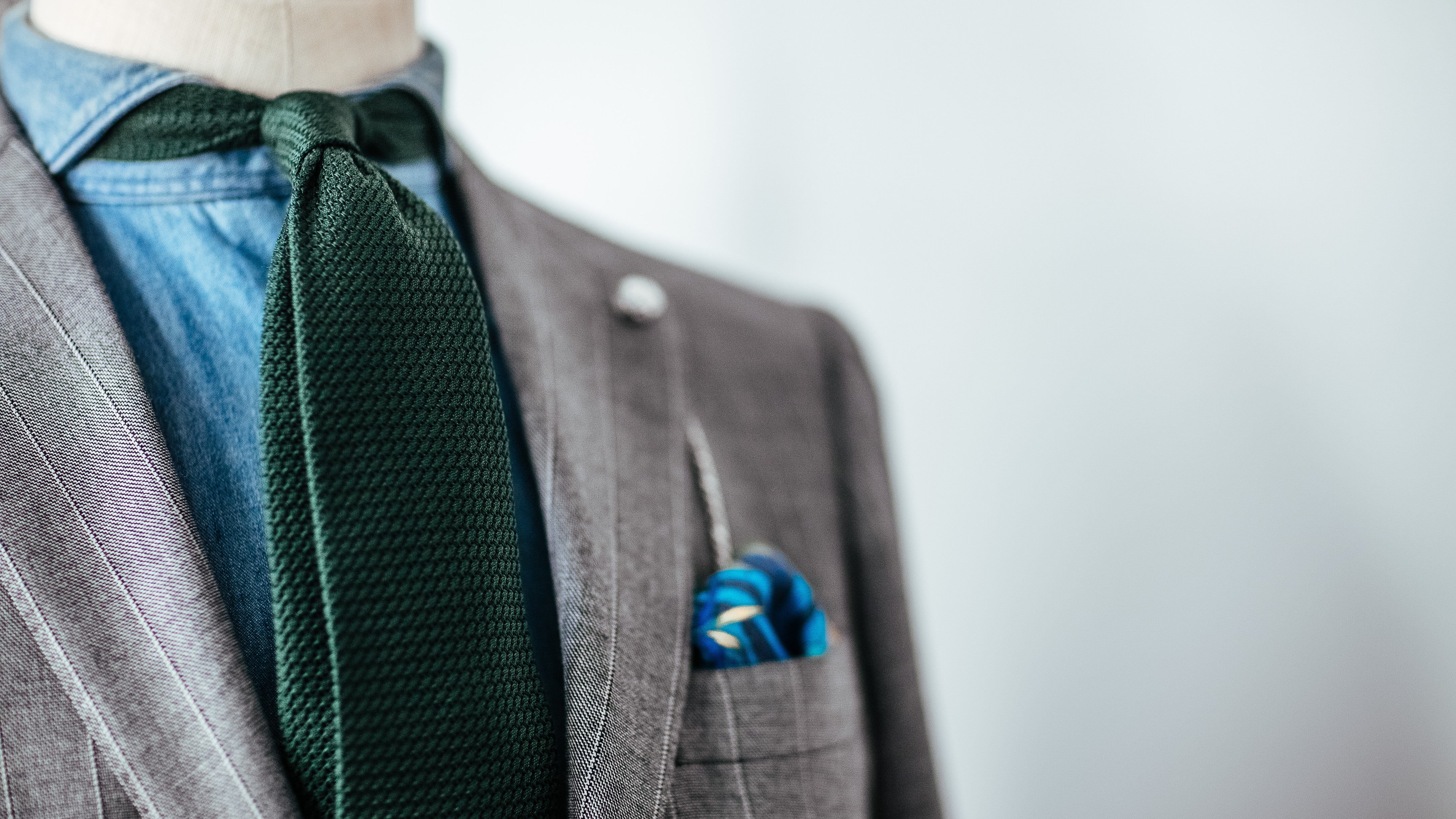 Emerald Green Grenadine Tie - Handcrafted in Italy Emerald Green Grenadine Tie - Handcrafted in Italy